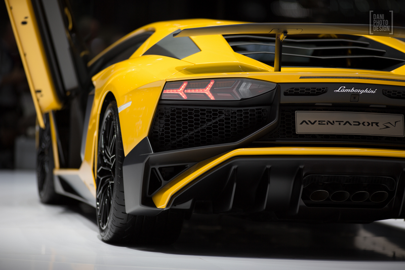 Illustration for article titled Get Closer To The Cars Of The Geneva Motor Show Than Humanly Possible